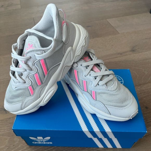 NEW Adidas Ojweego Gray and Pink Ortholite - Picture 1 of 7
